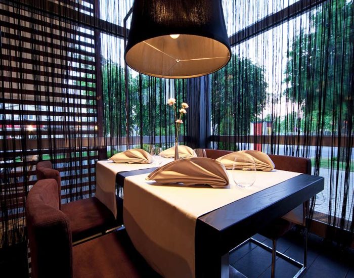 Seven Resto - Romantic Corner Seven Resto - Romantic Corner